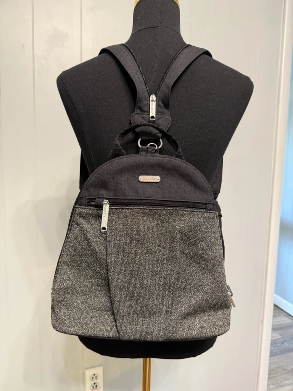 Unisex Baggallini Black and Heather Gray Convertible Backpack